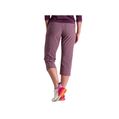 Kuhl Women's Trekr Pull On Kapri Closeout Elderberry 2